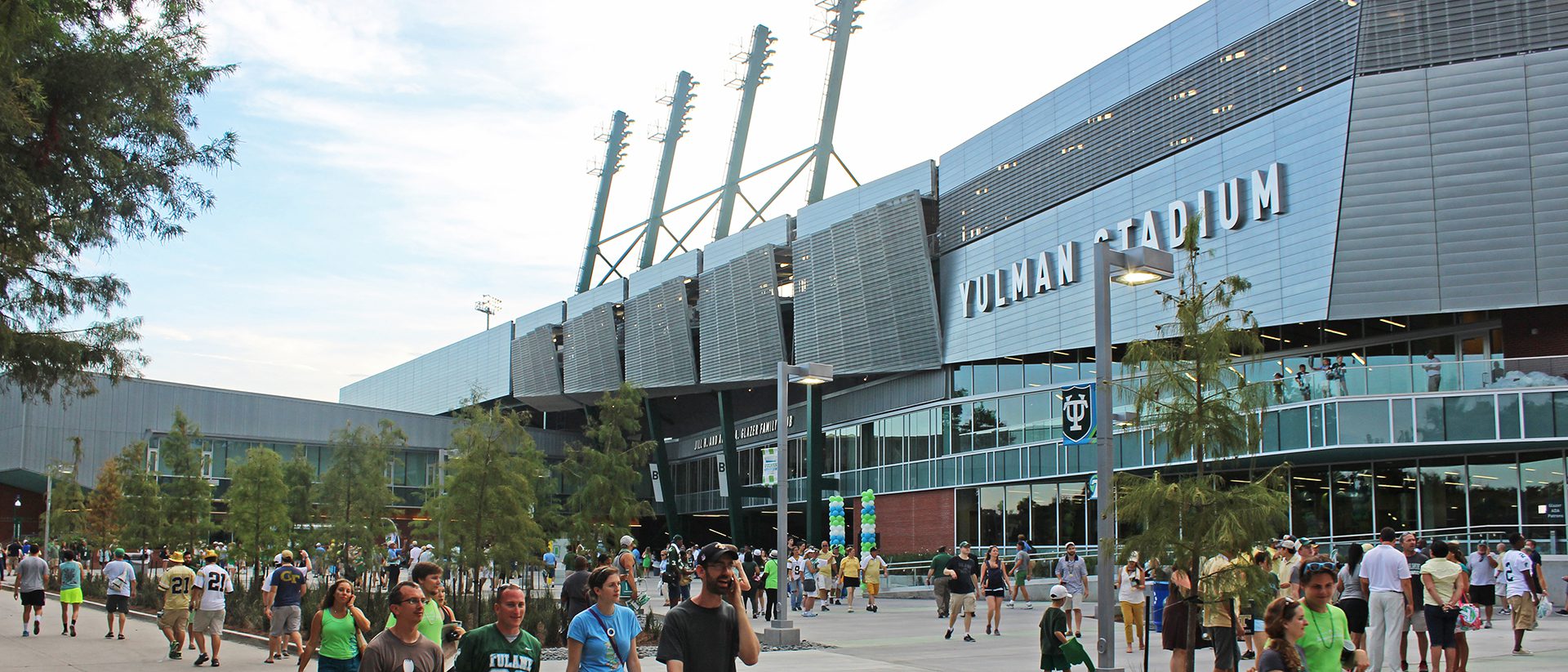 Image of crowds of people in the Yulman Stadium entry plaza